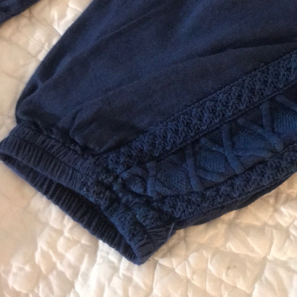 Pants - Picture 4 of 6